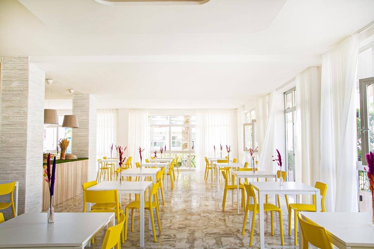Hotel Blumen Сан-Бенедетто-дель-Тронто Экстерьер фото